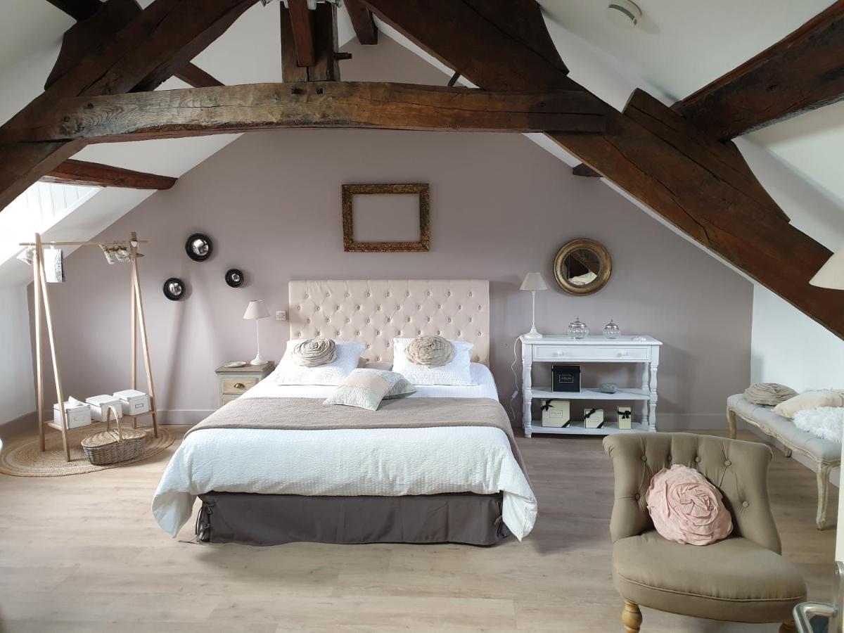 D'Anciennes "Chambres De Bonnes" Honfleur Esterno foto